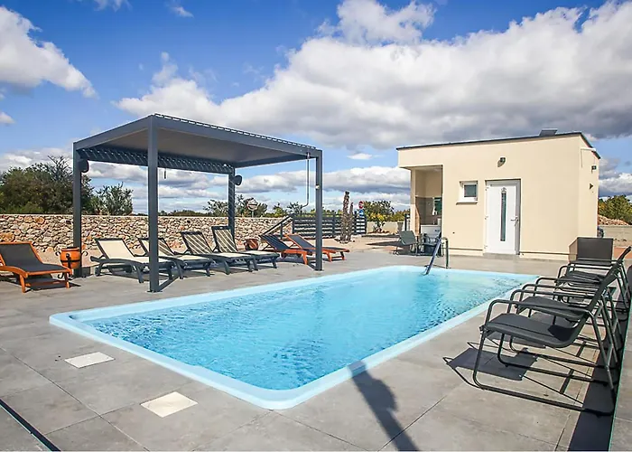 Pet Friendly Stacaravan In With Wifi