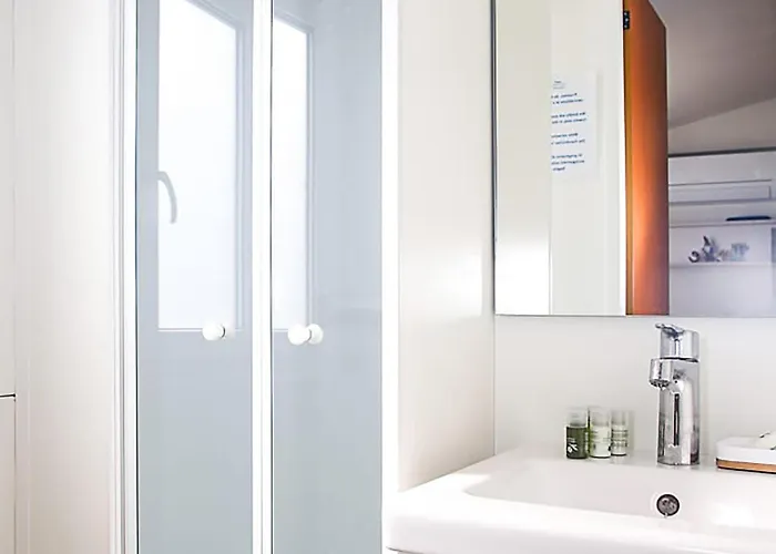 אתר קמפינג Pet Friendly Stacaravan In With Wifi